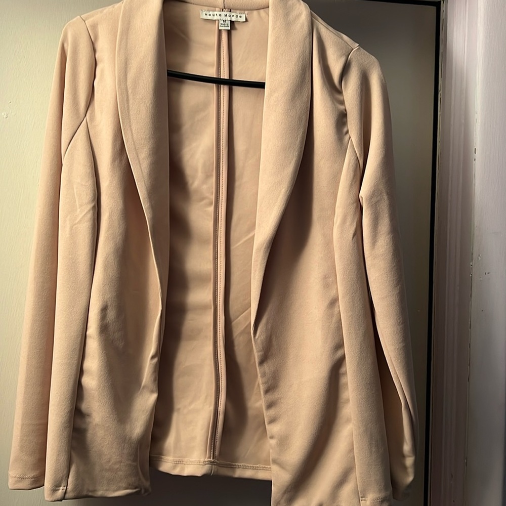 NWT Blush pink blazer size M Haute Monde